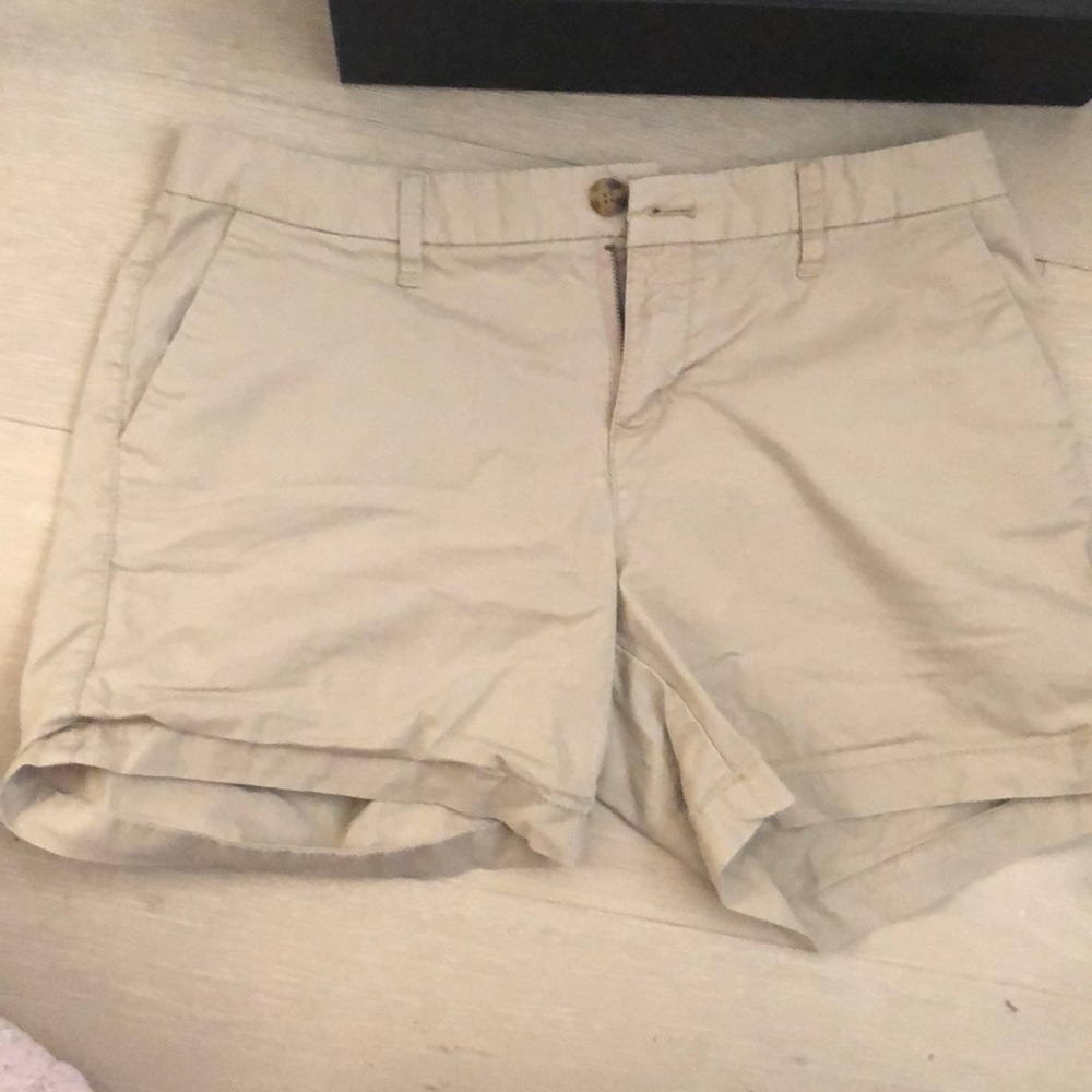 Old Navy Khaki shorts